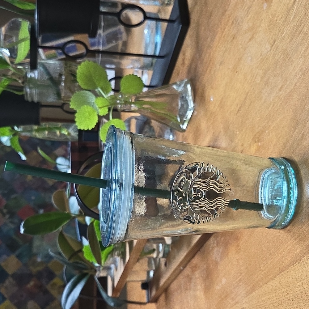 STARBUCKS Recycled Glass Tumbler Seafoam Mint Made in Spain 16oz Hipster Preppy